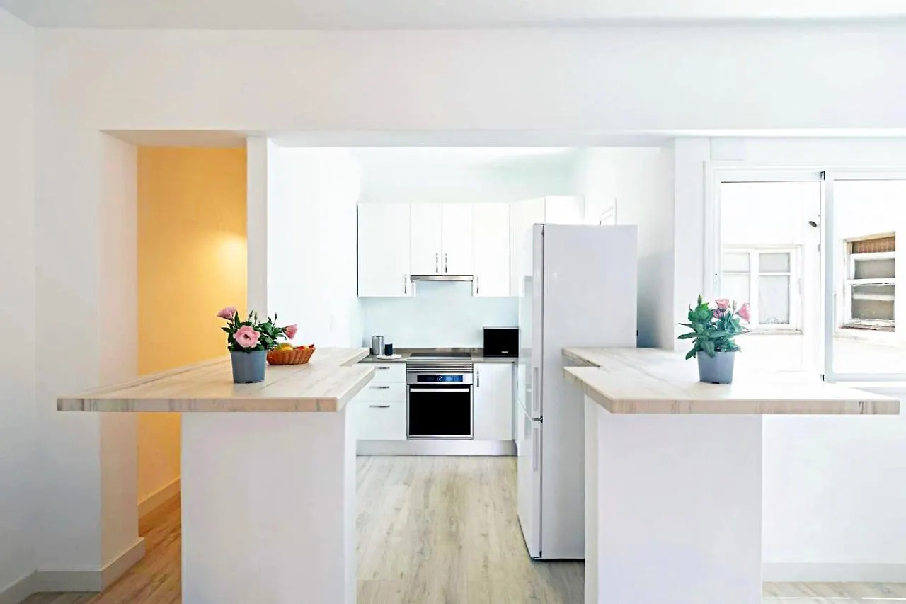 City Loft - Bright And Spaceful Apartment サンタクルスデテネリフェ スペイン